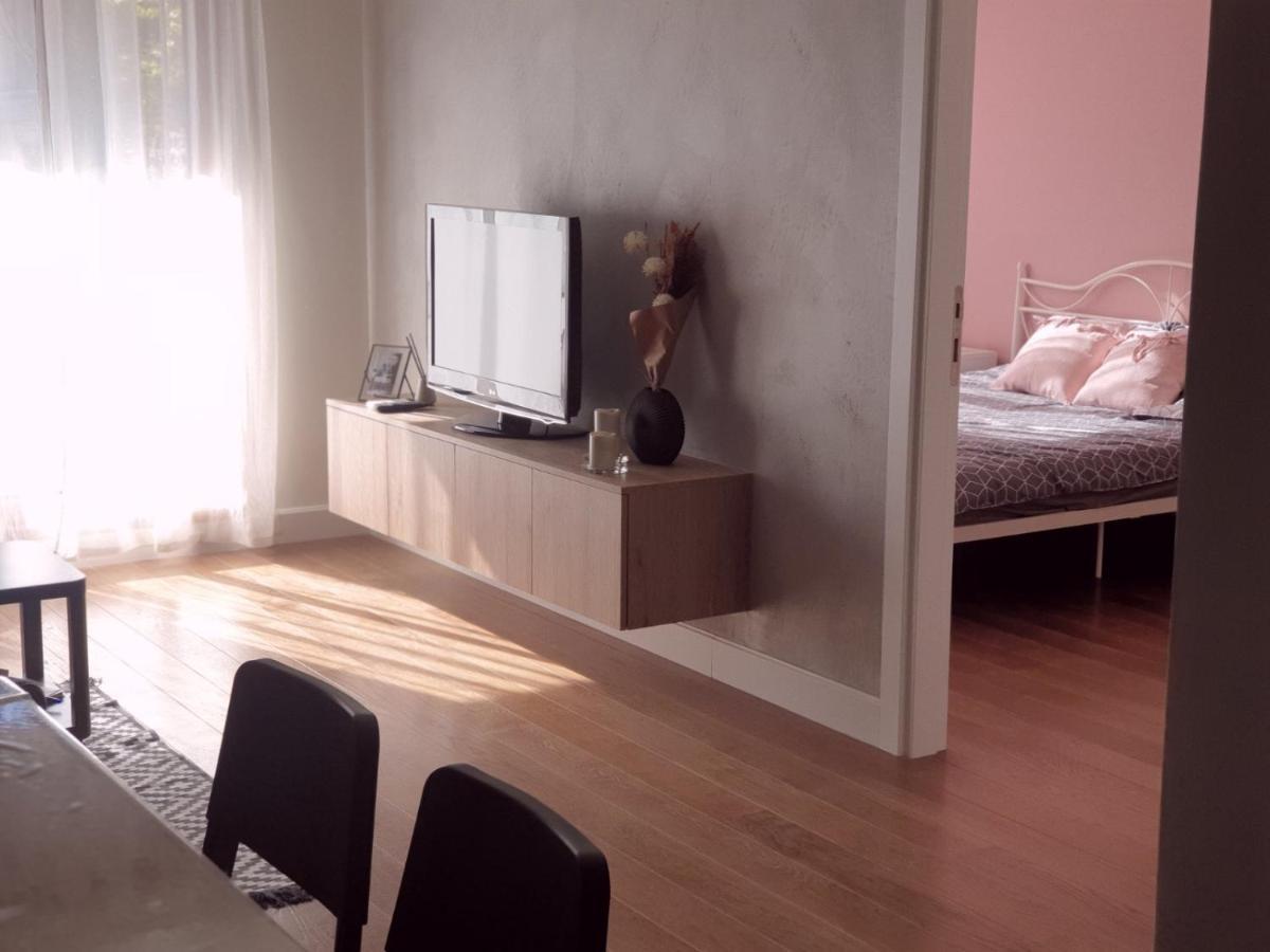 Apartment Mona Belgrade Exterior photo