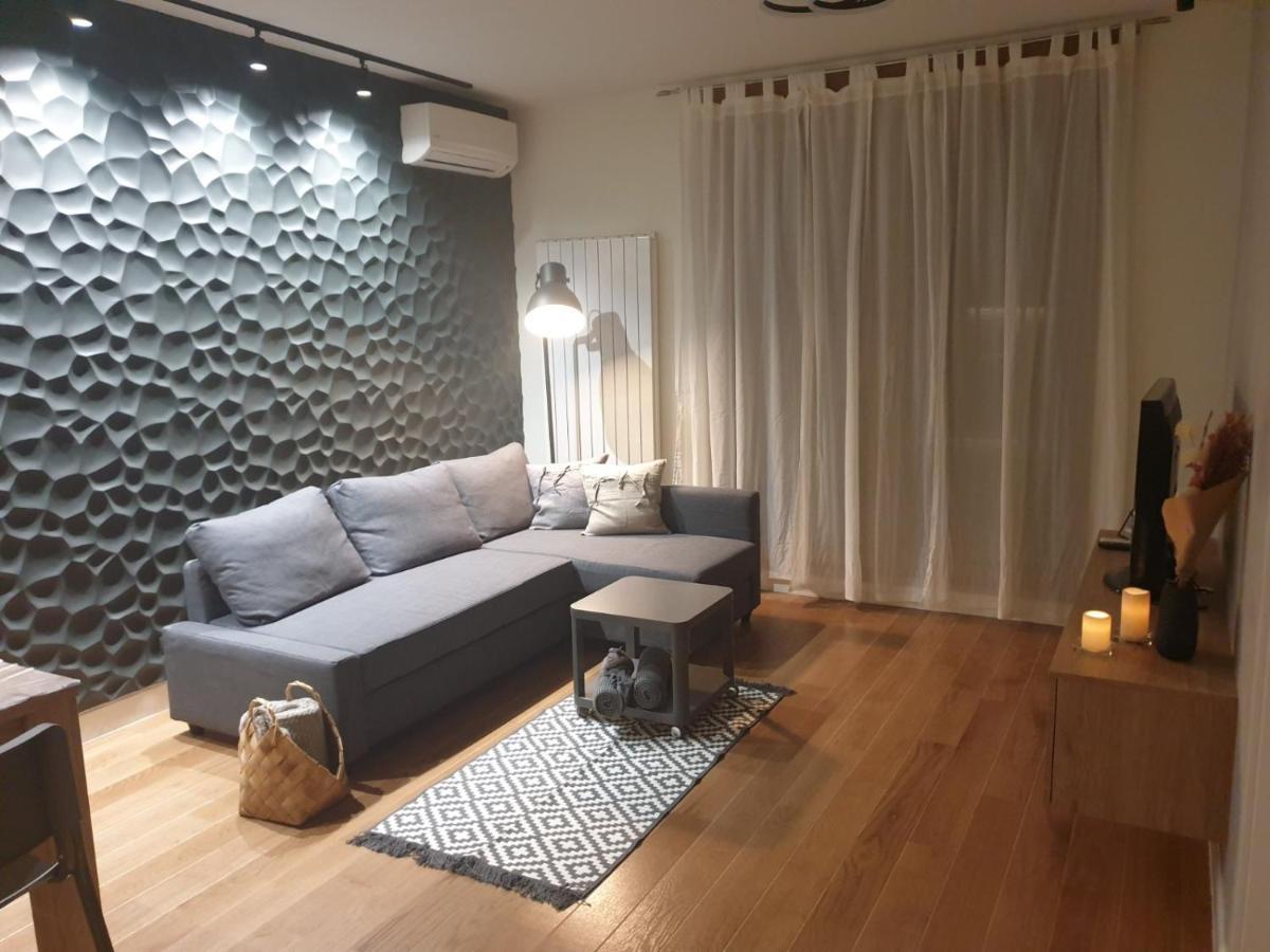 Apartment Mona Belgrade Exterior photo